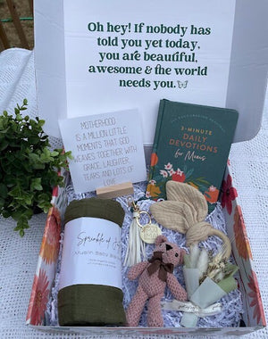 Box of Joy Motherhood Gift Box, New Mom Giftbox, Mom and Baby Neutral Gift, Expectant Mom Gift, Baby Shower Gift, Girl or Boy Gift, Mama Box of Joy Motherhood Gift Box, New Mom Giftbox, Mom and Baby Neutral Gift, Expectant Mom Gift, Baby Shower Gift, Girl or Boy Gift, Mama
